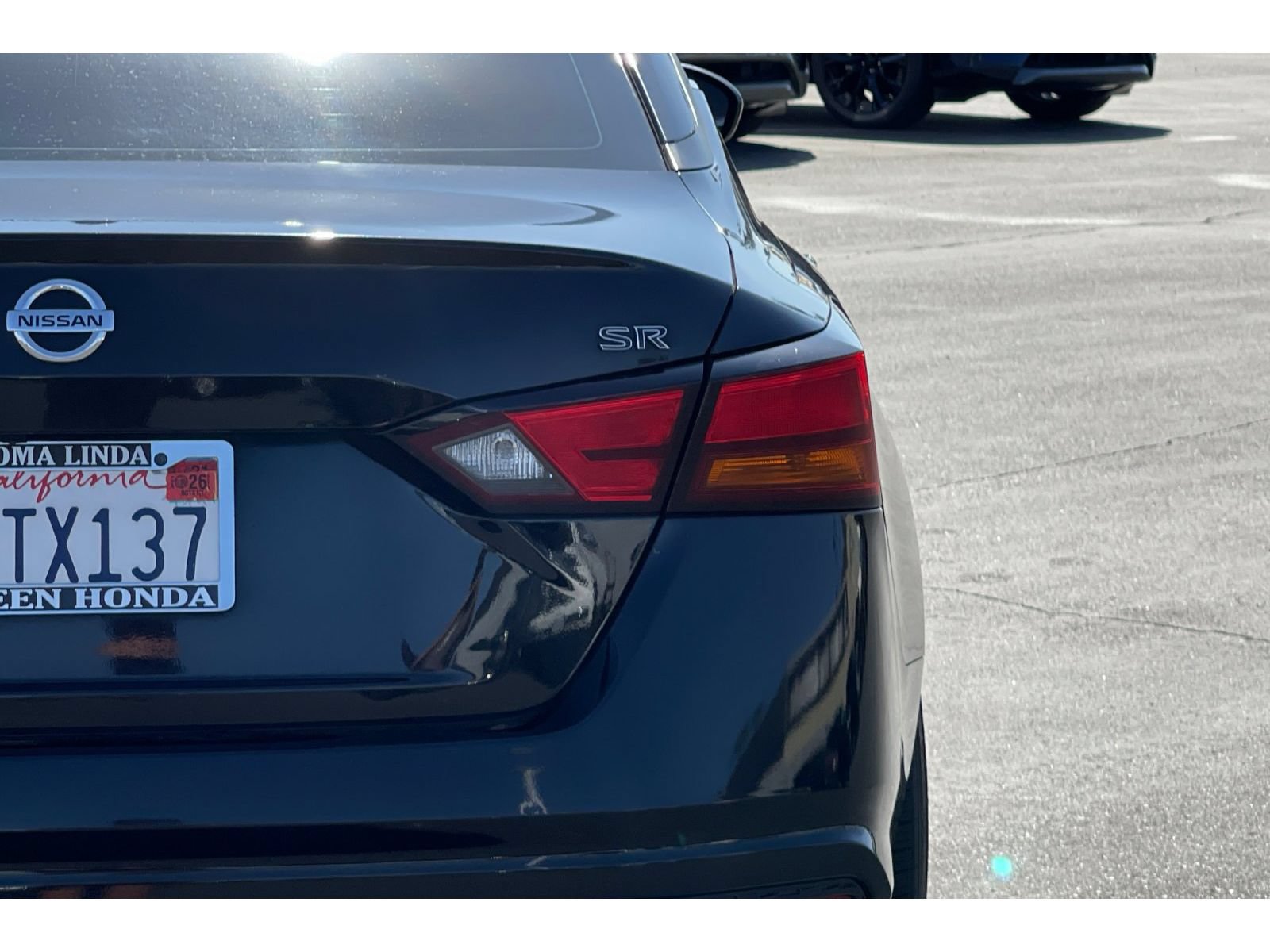 Used 2019 Nissan Altima 2.5 SR FWD image 16