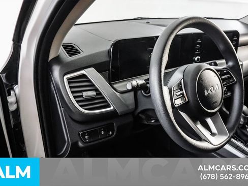 Used 2026 Kia Seltos LX FWD image 30