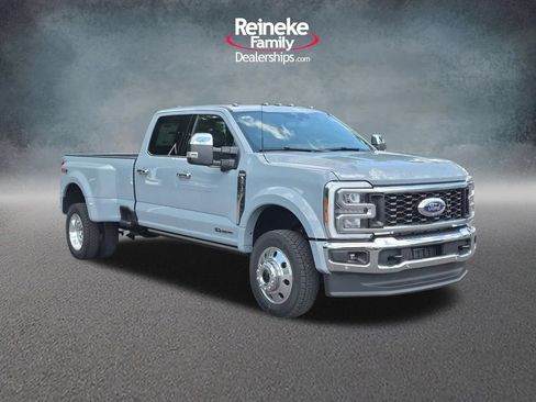 New 2026 Ford F450 King Ranch w/ Chrome Package AWD/4WD image 3