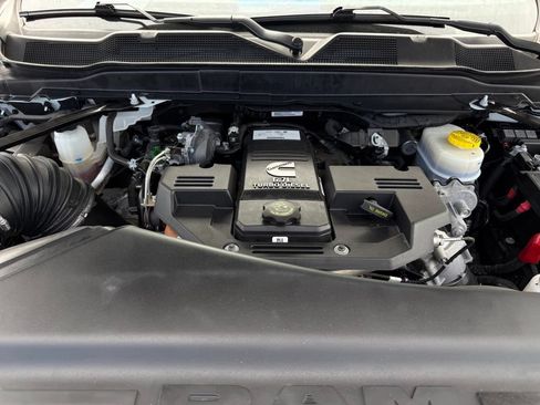 Used 2024 RAM 3500 Big Horn AWD/4WD image 34
