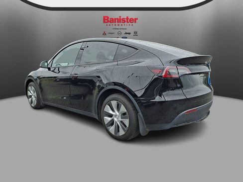 Used 2023 Tesla Model Y Long Range AWD/4WD image 6