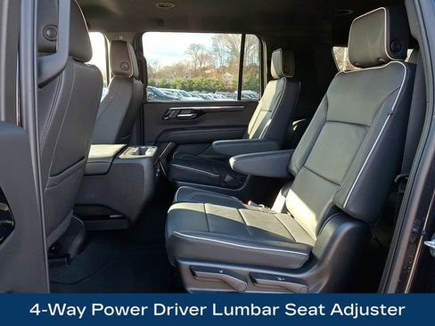 Used 2025 Chevrolet Suburban Premier image 13