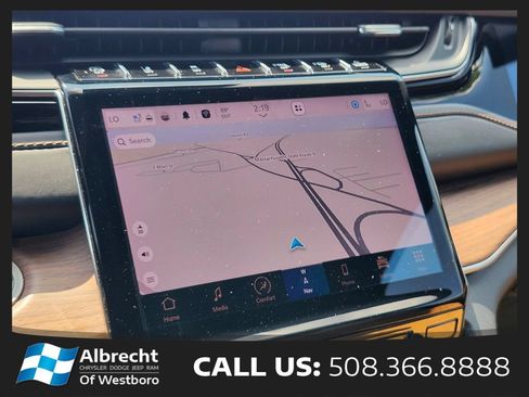 Used 2022 Jeep Grand Cherokee Summit w/ Adv Protech Group IV AWD/4WD image 22
