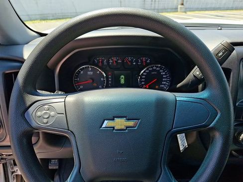 Used 2018 Chevrolet Silverado 1500 W/T w/ Trailering Package AWD/4WD image 19