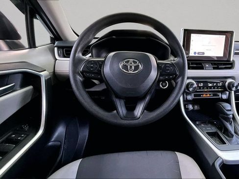 Used 2025 Toyota RAV4 XLE w/ Convenience Package FWD image 11
