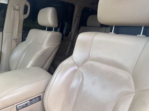 Used 2017 Lexus LX 570 4WD image 18