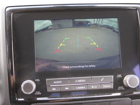 Used 2022 Nissan Frontier SV image 20