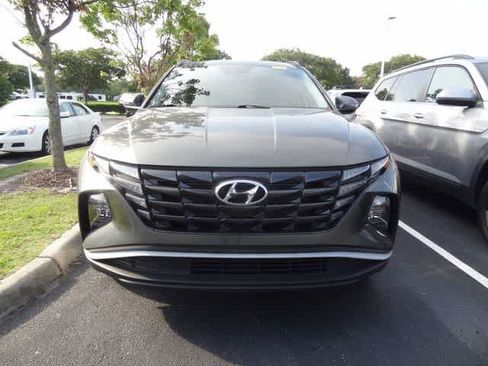 Used 2023 Hyundai Tucson SEL w/ Convenience Package FWD image 2