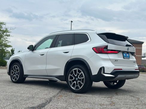 Certified 2023 BMW X1 xDrive28i w/ Premium Package AWD/4WD image 5