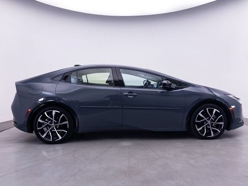 Used 2023 Toyota Prius Prime Premium w/ Advanced Technology Package FWD image 44