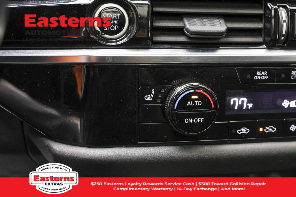 Used 2023 Nissan Pathfinder SV w/ SV Premium Package AWD/4WD image 22