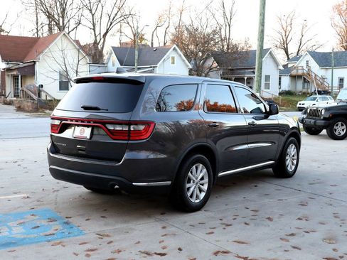 Used 2020 Dodge Durango SXT w/ 3rd Row Seating Group image 7