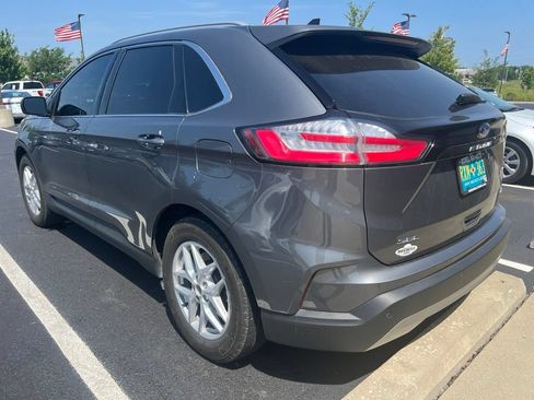 Used 2024 Ford Edge SEL w/ Convenience Package AWD/4WD image 4