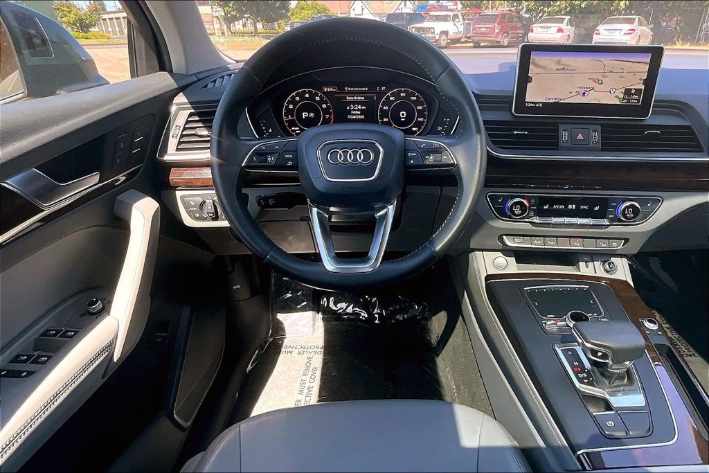 Used 2019 Audi Q5 3.0T Premium Plus w/ Premium Plus Package AWD/4WD image 7