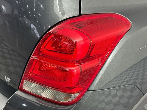 Used 2017 Chevrolet Trax LT w/ LT Convenience Package image 33