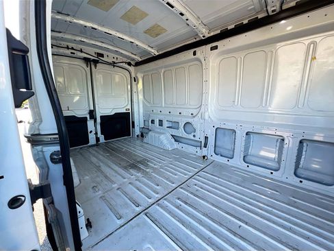 Used 2023 Ford Transit 250 Medium Roof RWD image 25