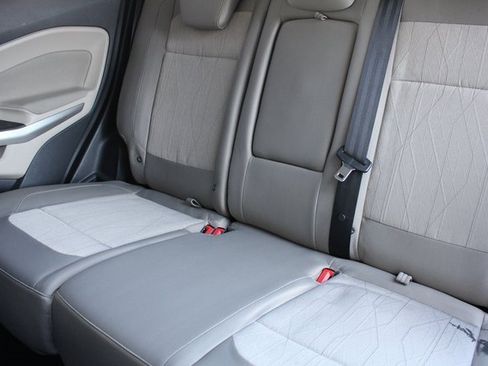 Used 2018 Ford EcoSport SE w/ SE Convenience Package image 23