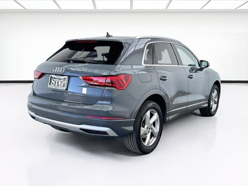 Used 2020 Audi Q3 2.0T Premium w/ Convenience Package AWD/4WD image 4