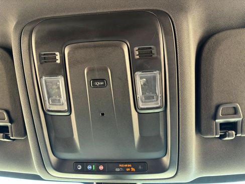 Used 2021 Chevrolet Tahoe LS RWD image 11