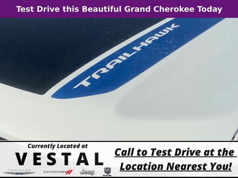 New 2023 Jeep Grand Cherokee Trailhawk image 3