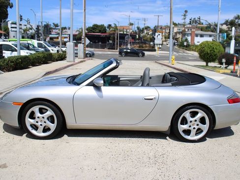 Used 2000 Porsche 911 Cabriolet image 2