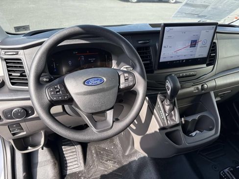 New 2026 Ford Transit 250 148 Medium Roof w/ Load Area Protection Package RWD image 13