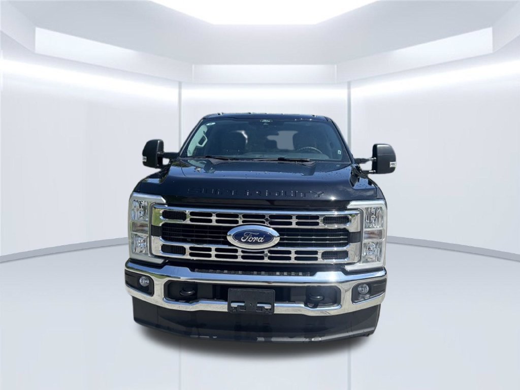 Used 2026 Ford F350 XLT AWD/4WD image 4