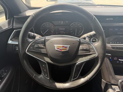 Used 2021 Cadillac XT5 Sportv AWD/4WD image 13