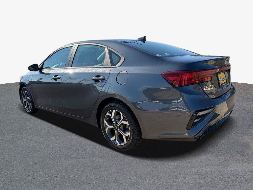 Used 2021 Kia Forte LXS FWD image 2