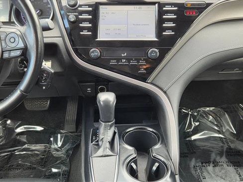 Used 2019 Toyota Camry SE image 15