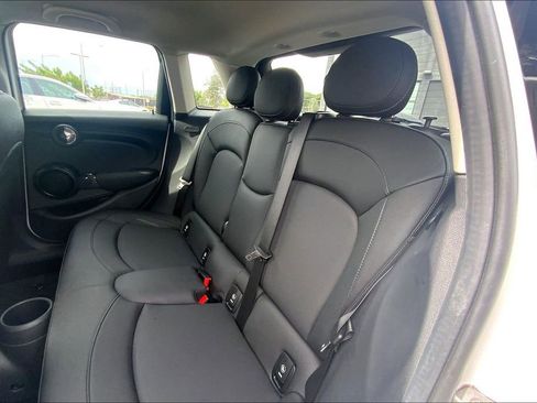 Certified 2024 MINI Cooper 4-Door Hardtop image 26