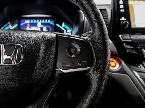 Used 2019 Honda Odyssey EX image 17