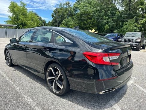 Used 2018 Honda Accord Sport image 3