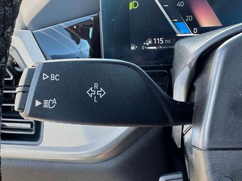 Used 2025 BMW X5 xDrive50e image 19