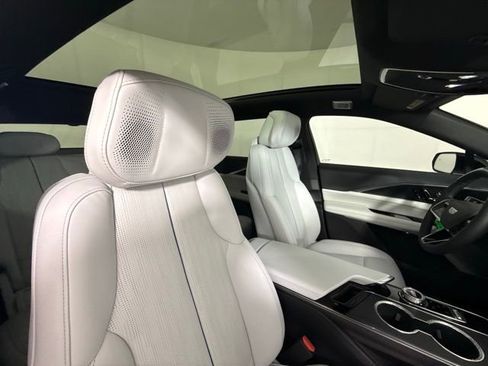 New 2026 Cadillac Lyriq Premium Sport RWD image 38