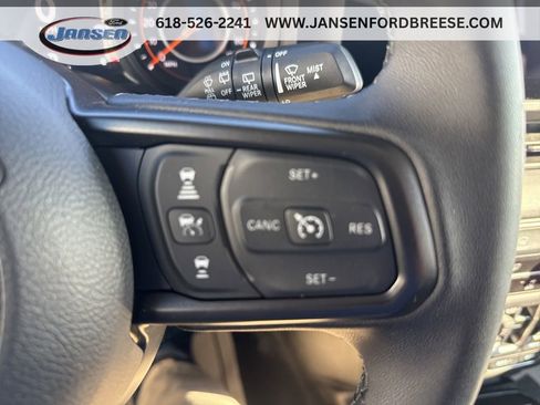 Used 2025 Jeep Wrangler Unlimited Rubicon image 16