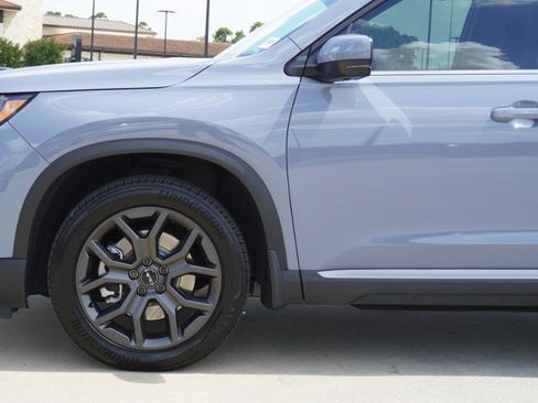 Used 2024 Honda Pilot Elite image 10