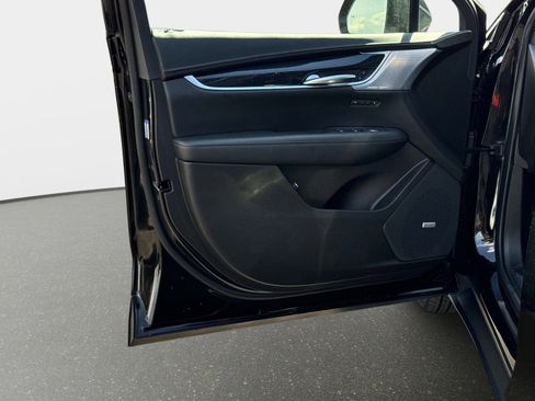 Certified 2024 Cadillac XT5 Premium Luxury image 16