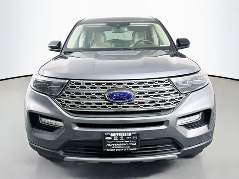 Used 2022 Ford Explorer Limited w/ Equipment Group 301A RWD image 2