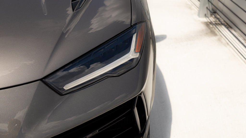 Used 2023 Lamborghini Urus Performante AWD/4WD image 7