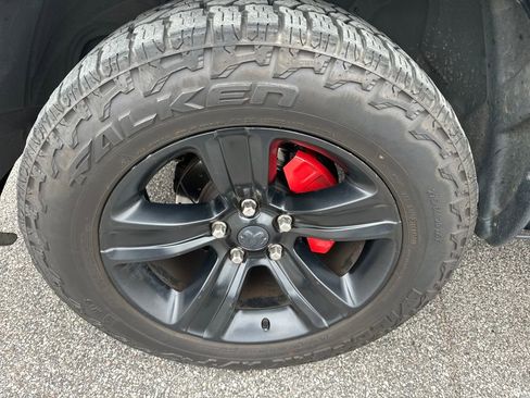 Used 2017 RAM 1500 Sport w/ Black Ram 1500 Sport Group image 14