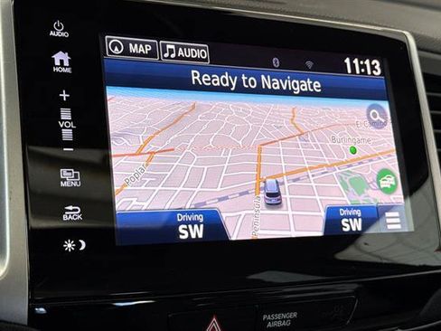 Used 2017 Honda Pilot Touring image 21