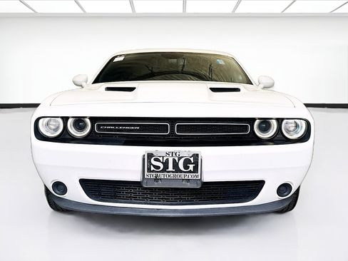 Used 2023 Dodge Challenger SXT RWD image 2
