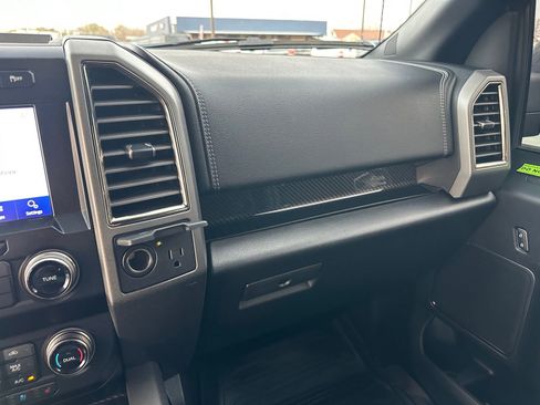 Used 2019 Ford F150 Raptor w/ Equipment Group 802A Luxury image 18