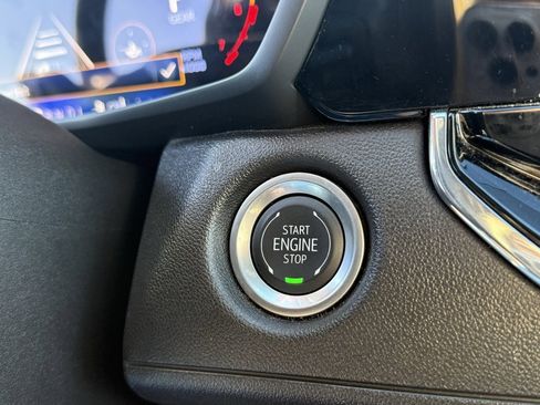 Used 2024 Chevrolet Colorado Trail Boss w/ Technology Package image 21