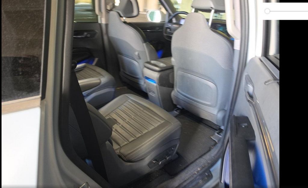 Used 2024 Kia EV9 Land AWD/4WD image 4