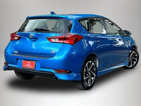 Used 2018 Toyota Corolla iM w/ All-Weather Mat Package image 5