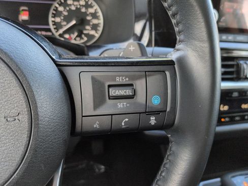 Certified 2023 Nissan Pathfinder SV FWD image 25