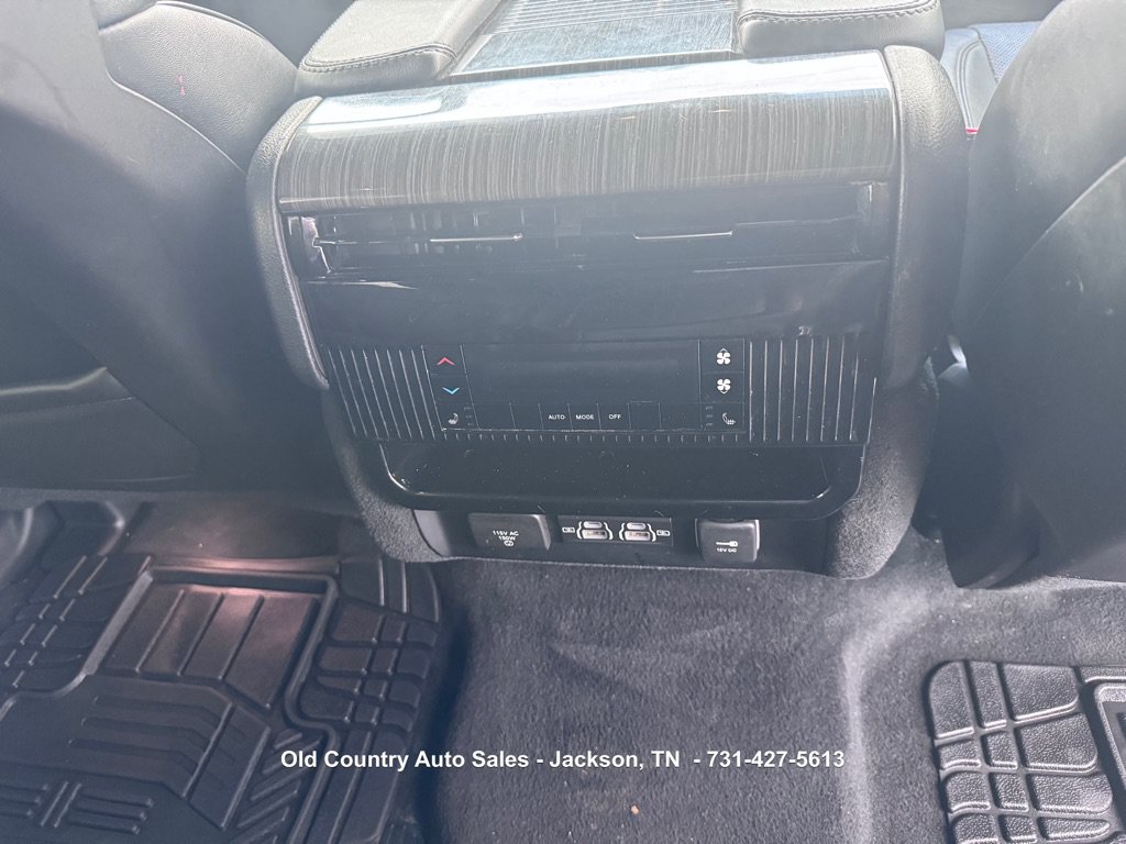 Used 2022 Jeep Wagoneer Series III AWD/4WD image 17