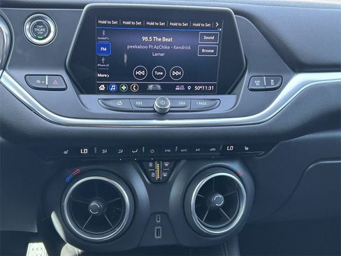 Used 2020 Chevrolet Blazer LT image 18
